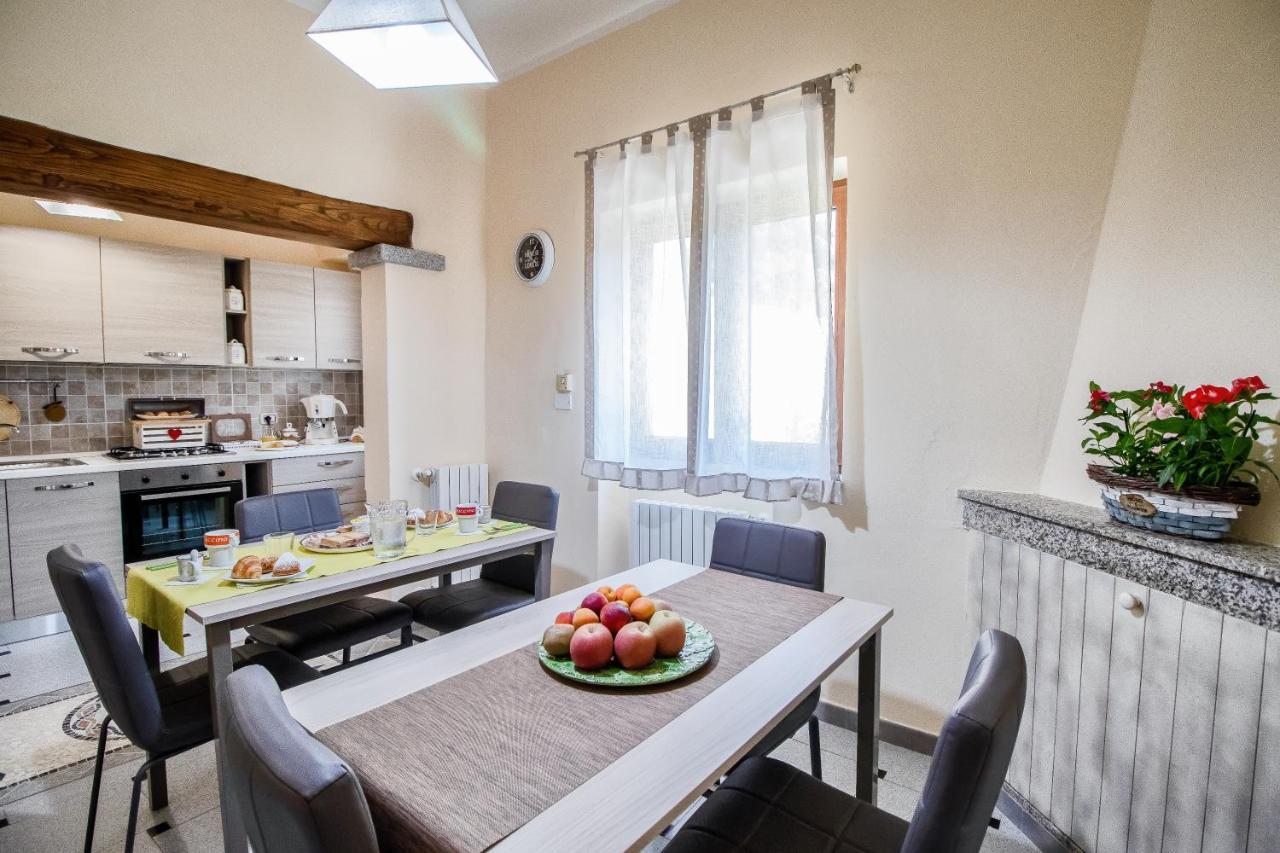 Il Giardino Degli Ulivi Bed & Breakfast Santa Maria Coghinas Exterior photo